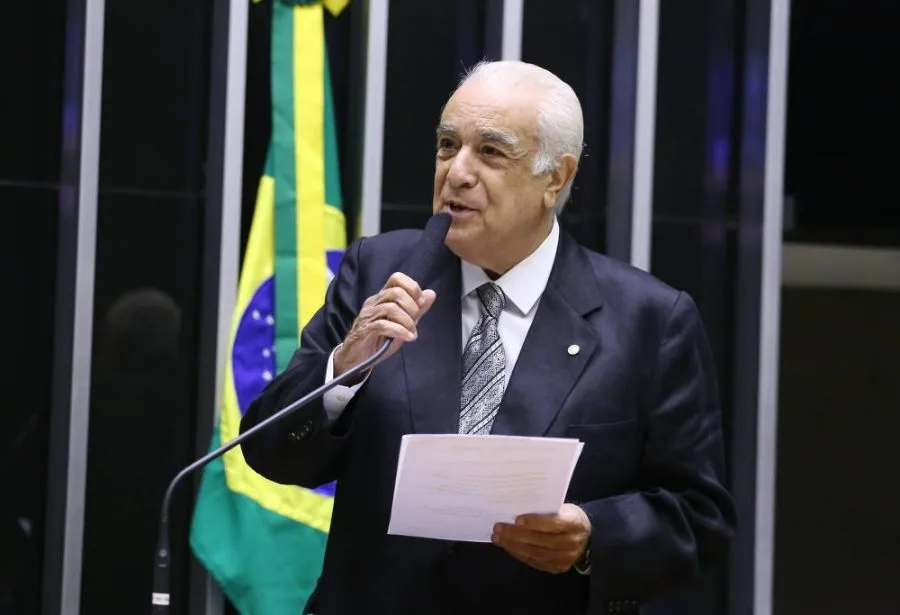 Deputado é expulso do PL após dizer que sanção a Moraes foi 'absurda'