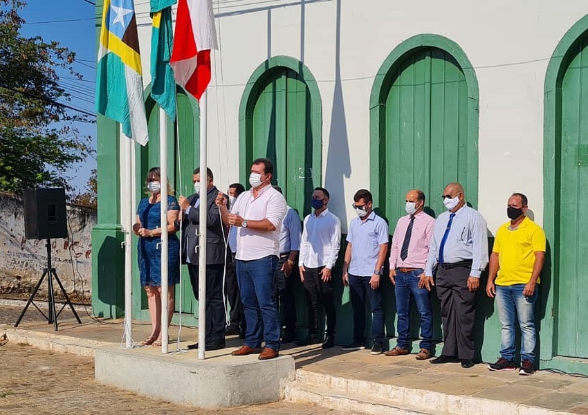 Deputado Marquinho Viana participa dos festejos do 7 de Setembro em Livramento e Piatã