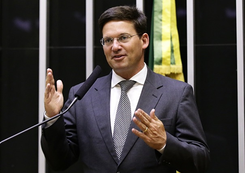Governo já decidiu prorrogar auxílio emergencial até setembro, diz site