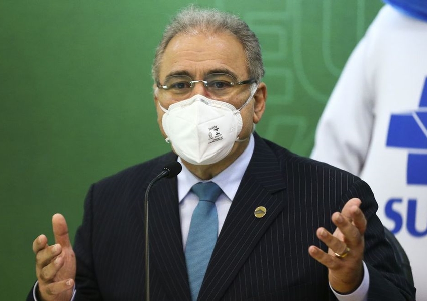 Com chegada de insumos, Queiroga estima entrega de 40 milhões de doses em junho