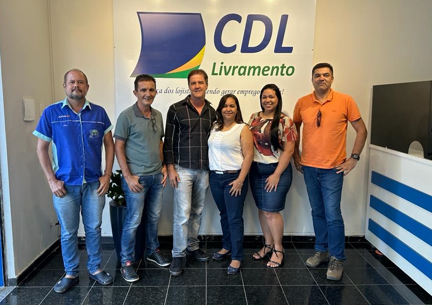 Presidente da CDL de Livramento elogia organização do desfile de Independência e destaca impacto no comércio local