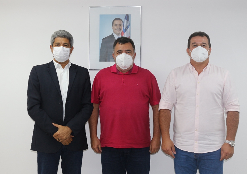 Deputado Marquinho Viana busca ampliar os investimentos na área educacional para Livramento