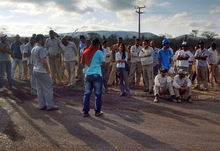 Ituaçu: Trabalhadores da empresa Itaguarana mantém greve por tempo indeterminado