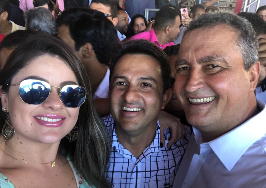 Prefeitos de Rio de Contas e Érico Cardoso participam da convenção de Rui Costa em Salvador