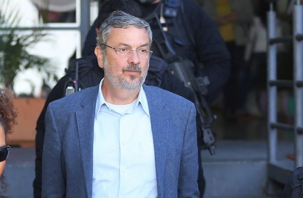 Ex-ministro Antônio Palocci diz que Odebrecht pagou vantagens a Lula