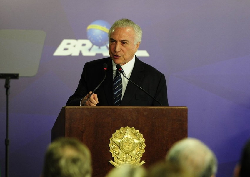 Temer estima tirar R$ 1 bi do Fies para financiar Segurança Pública