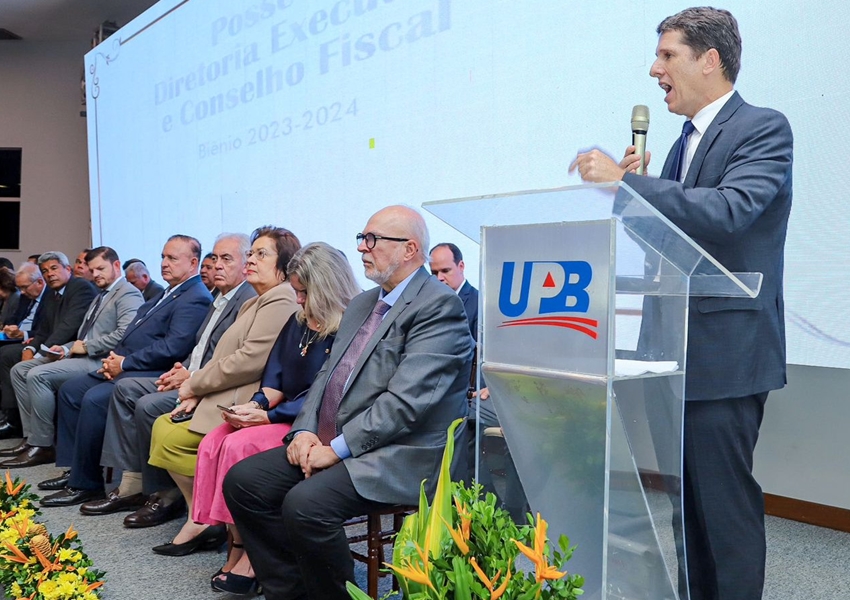 Zé Cocá entrega comando da UPB e destaca avanços de sua gestão