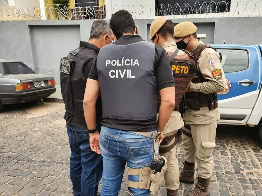 Proporção de mortes por policiais em serviço supera padrões internacionais, aponta estudo