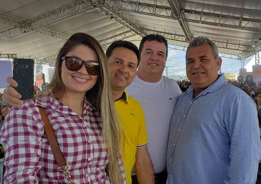 Deputado Marquinho Viana participa com Rui Costa, prefeitos e deputados da inauguração da Policlínica em Conquista