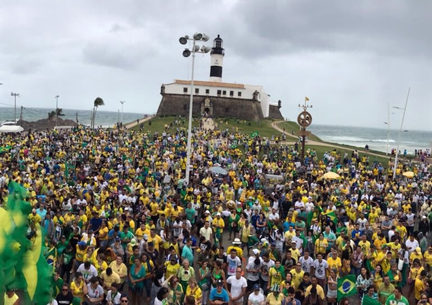 Salvador terá atos a favor e contra Bolsonaro neste domingo