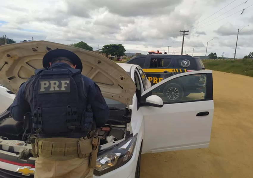 Homem compra carro vendido por valor bem abaixo do praticado no mercado e acaba preso por receptação