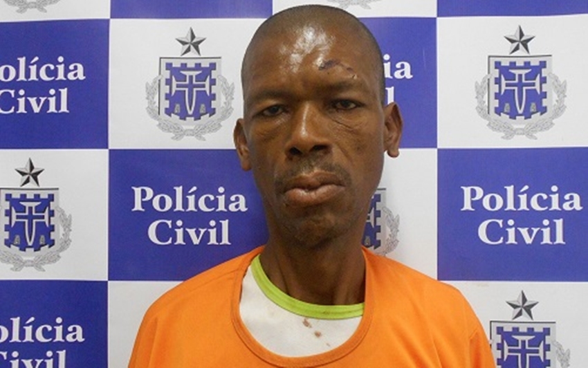 Pedreiro é preso após matar irmão a facadas durante briga na casa da mãe