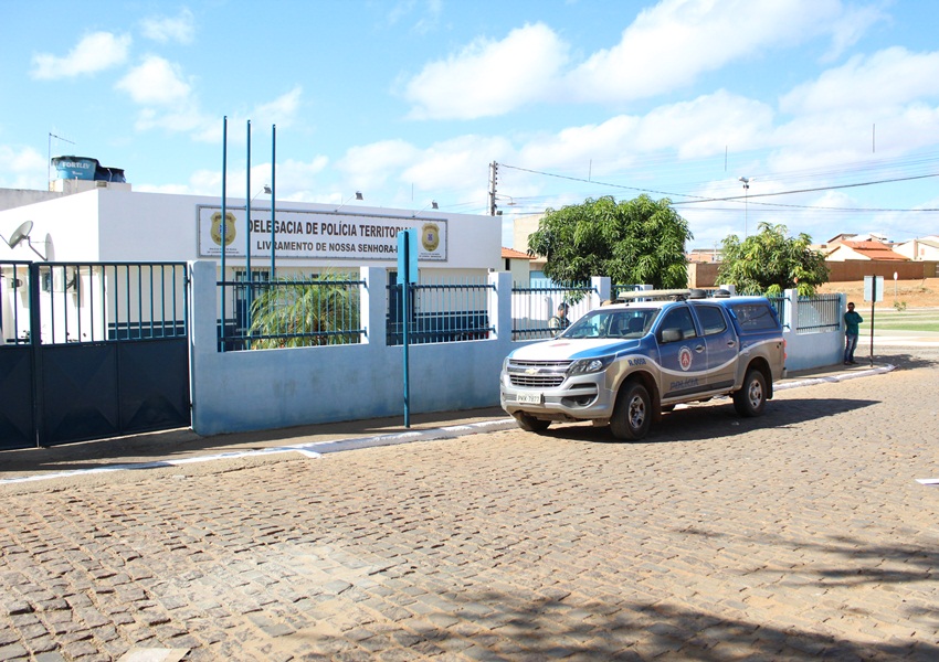 Livramento: Homens são conduzidos a delegacia, após denúncia de confraternização e perturbação do sossego