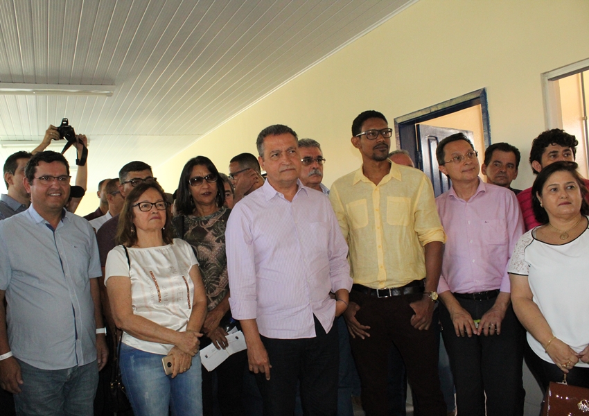 Paramirim: Governo entrega novas instalações de colégio estadual em Paramirim