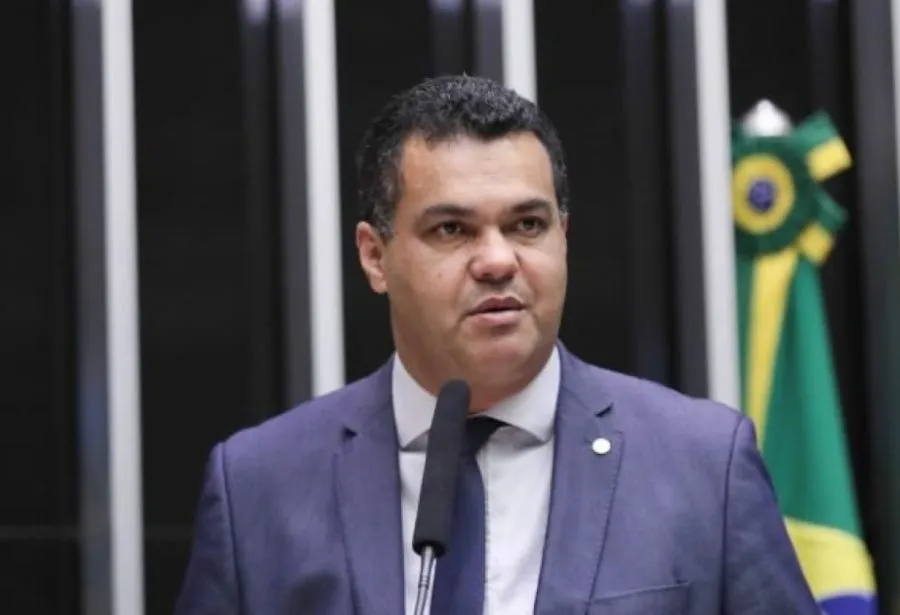Deputado Dal Barreto nega irregularidades após operação da PF em endereços ligados a ele