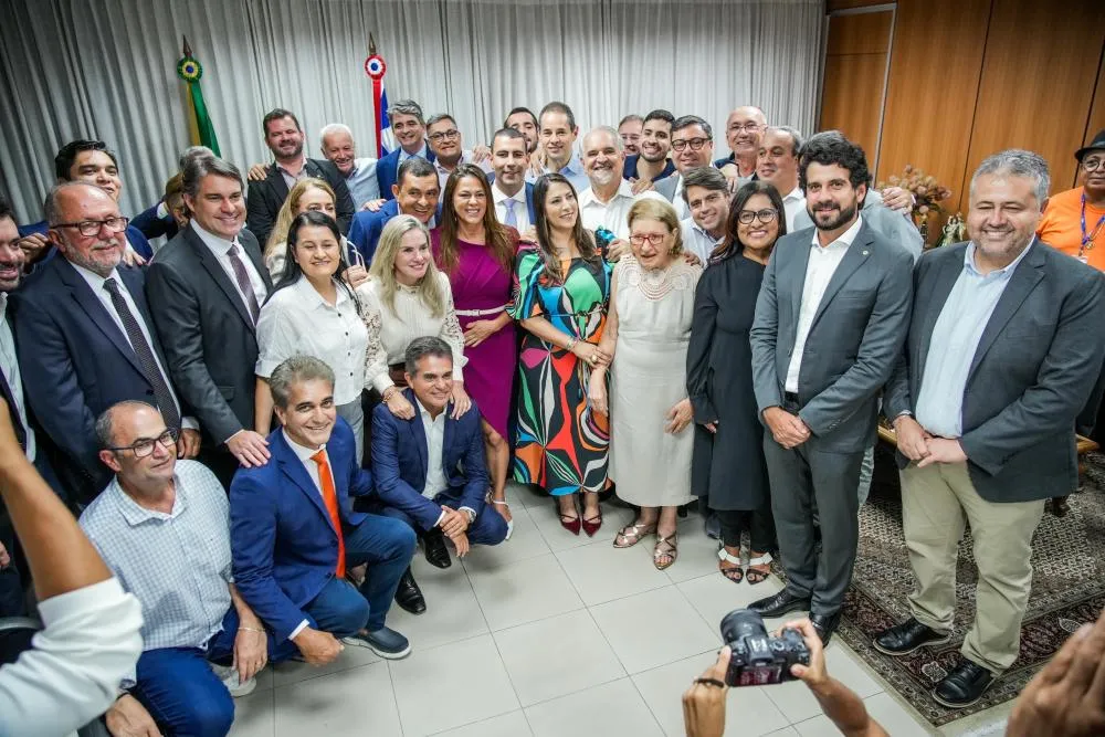 Ivana Bastos é recebida com homenagens e apoio em sua posse como presidente da ALBA