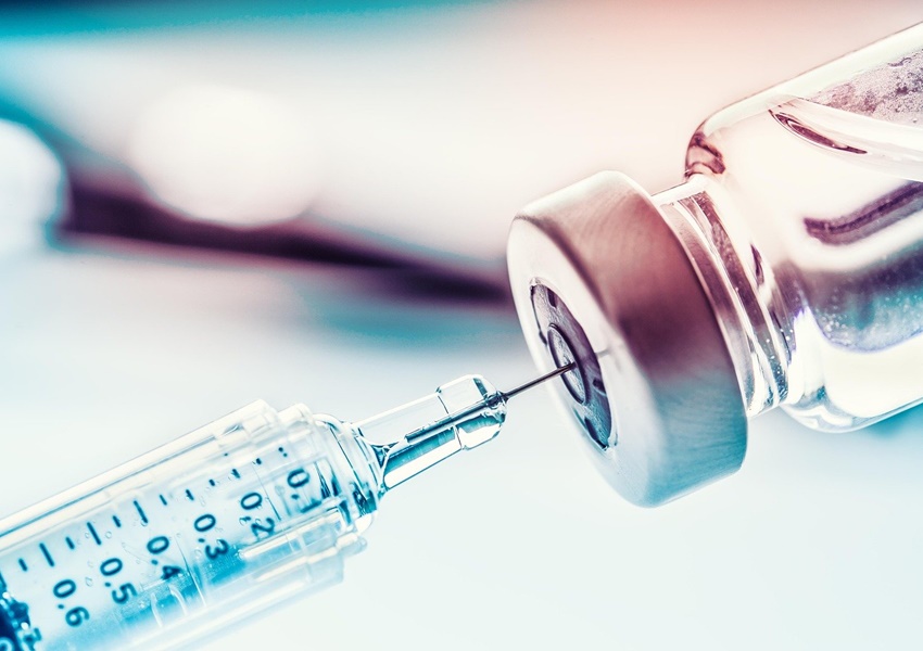 Estudo avalia eficácia de doses menores para reforço contra Covid-19