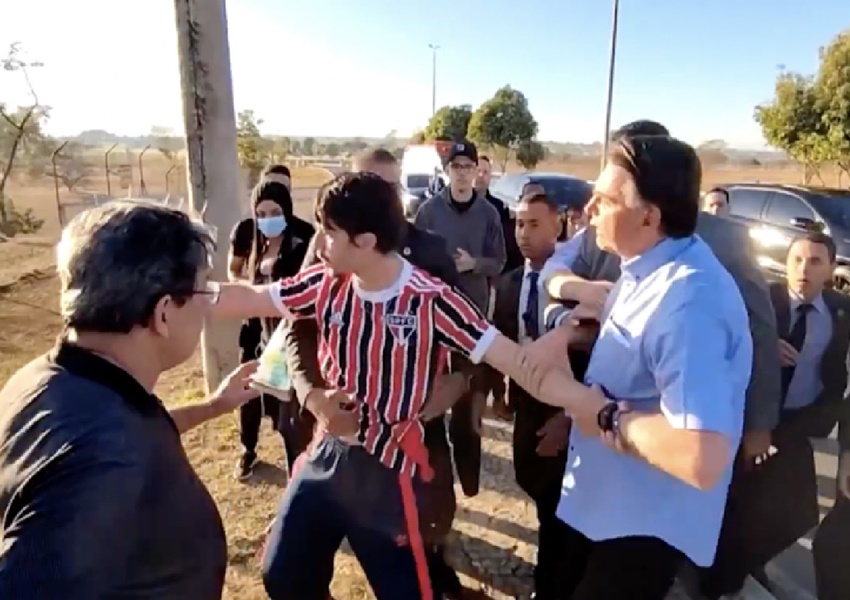 Exagerei com Bolsonaro, mas não por chamá-lo de ‘tchutchuca do centrão’, diz youtuber