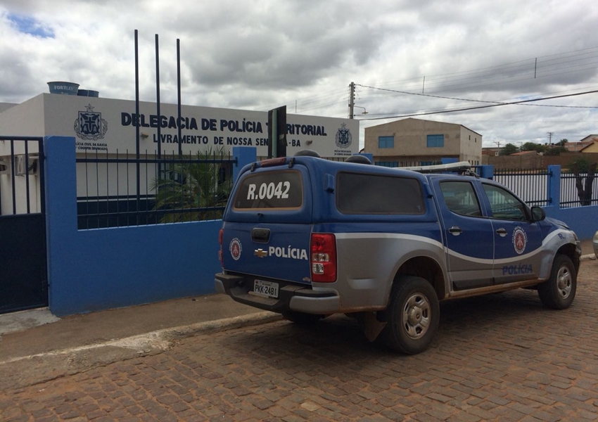 Dupla em moto assalta proprietário de distribuidora de bebidas em Livramento