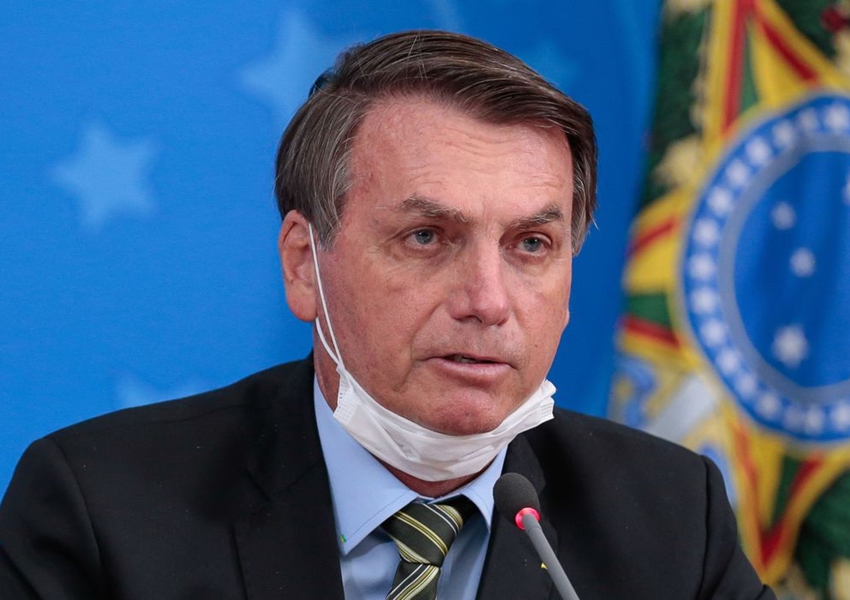 Auxílio emergencial será de R$ 300, por mais 4 meses, diz Bolsonaro