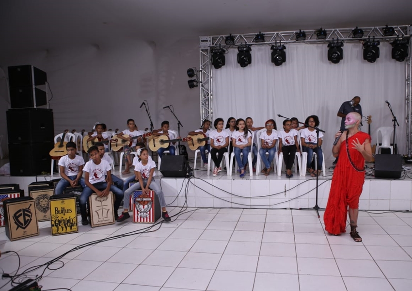Projeto Geração Música beneficia estudantes da rede pública de Brumado