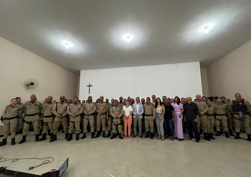 Palestra sobre Inteligência Emocional reúne militares e autoridades em Livramento de Nossa Senhora