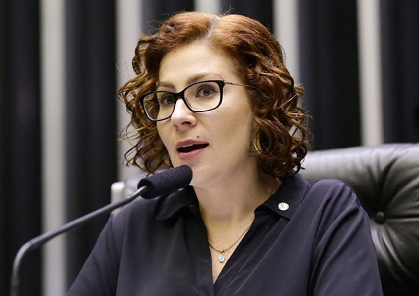 Zambelli é diagnosticada com bactéria e se afasta de atividades parlamentares