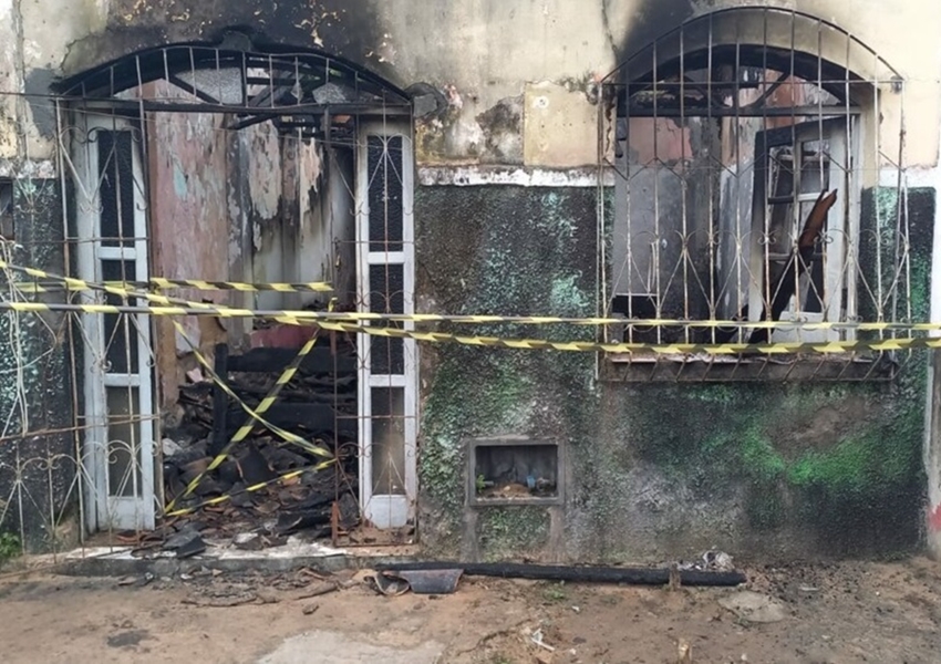 Homem de 58 anos morre em incêndio que atingiu sua residência