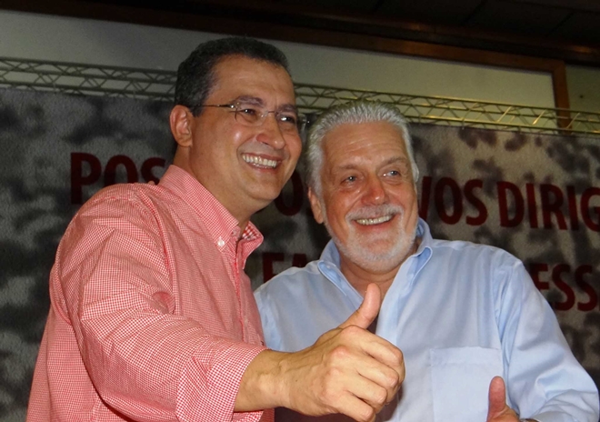 Executivo da Odebrecht cita doações a campanhas de Wagner e Rui