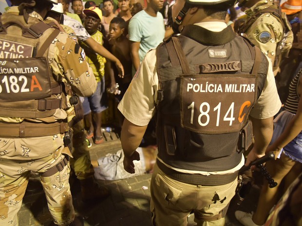 PM é preso por atirar em homem em circuito do carnaval de Salvador