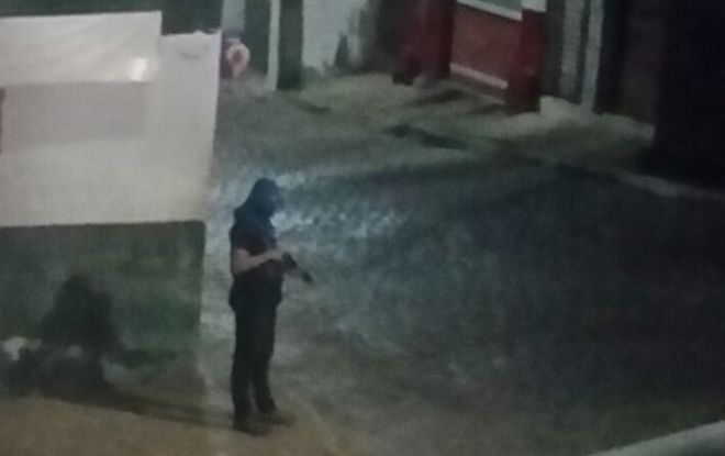 Bandidos invadem cidade, arrombam bancos e levam dinheiro em Itagi