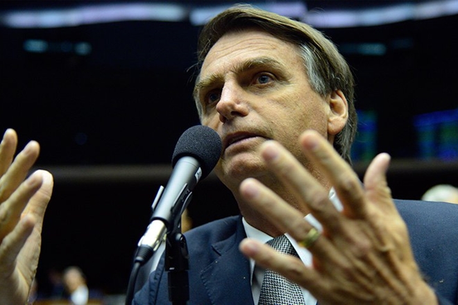 MPF entra com ação contra Bolsonaro por ofensas a negros e quilombolas