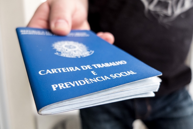 De cada três novos desempregados no mundo em 2017, um será brasileiro
