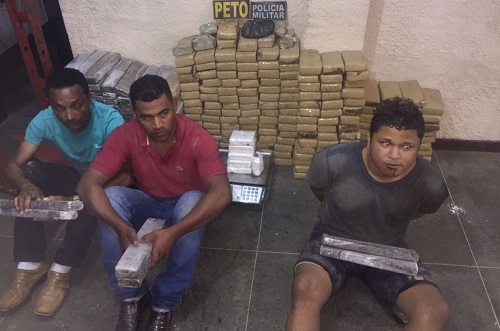 Operação policial apreende 300 kg de maconha na região de Ubatã