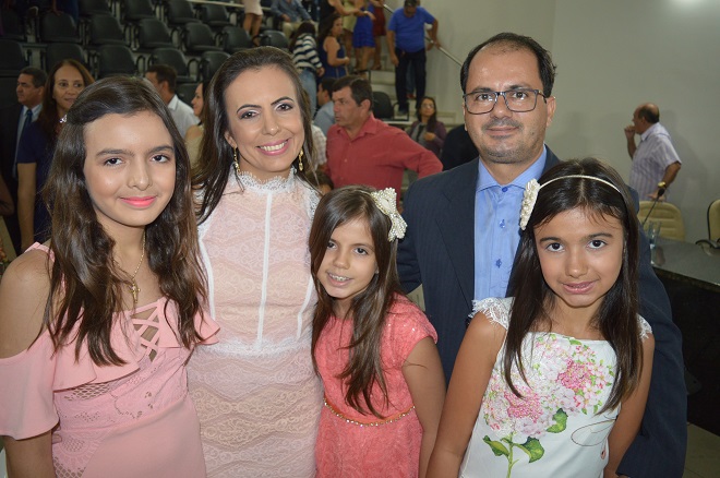 Mensagem de Natal do prefeito eleito de Jussiape Drº Eder Jakes e familia