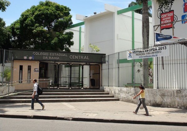 Quase metade dos baianos tem medo do local onde estuda