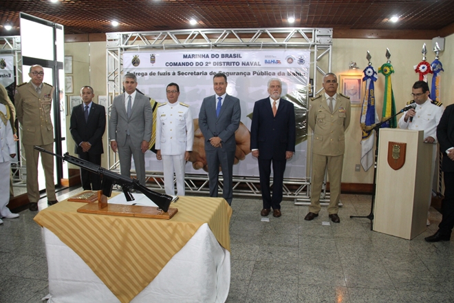 SSP recebe reforço de 100 fuzis da Marinha do Brasil