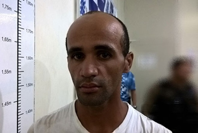 homem é preso ao ser flagrado fotografando partes intimas de mulheres em praça pública de Vitória da Conquista