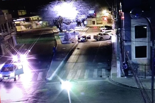 Grupo explode agência e troca tiros com policiais militares em Irecê