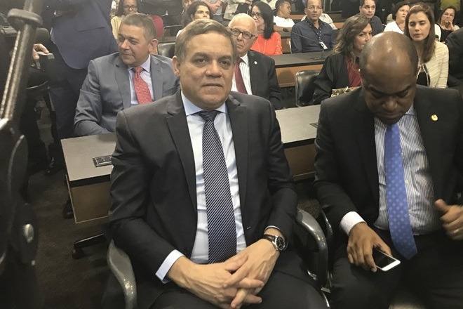 Projeto de Resolução de Luciano Ribeiro é destaque na reabertura da Alba