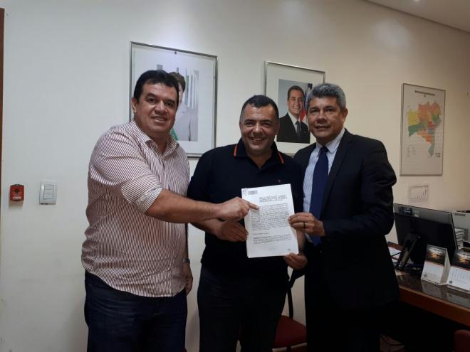 Salvador: Prefeito de Livramento participa de reunião com Secretários do Governo Estadual