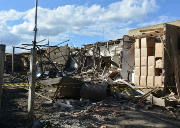 Motel explode em Vitória da Conquista e deixa feridos, diz Corpo de Bombeiros