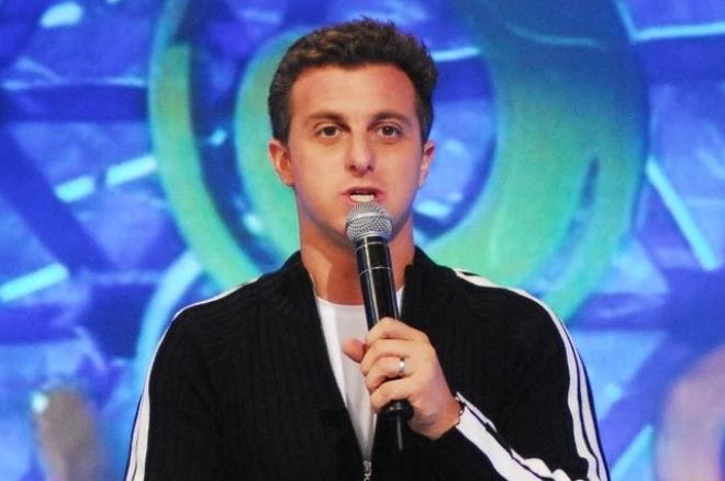 Ministério Público pede condenação de Luciano Huck por apropriação