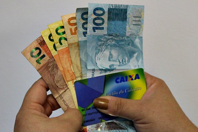 Mais de 10 mil baianos ainda não sacaram o PIS 2014; prazo para saque termina nesta quinta