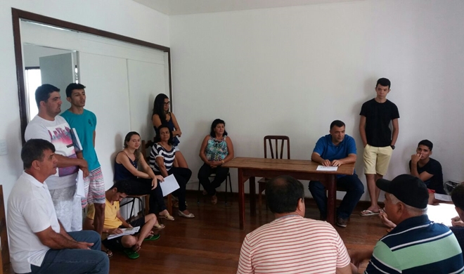 Prefeito de Livramento visita casa dos estudantes  em Vitória da Conquista e fala sobre apoio