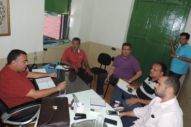 Livramento: Prefeito se reúne com administração de Brumado para discutir sobre Consórcio Regional de Saúde e Policlínica Regional