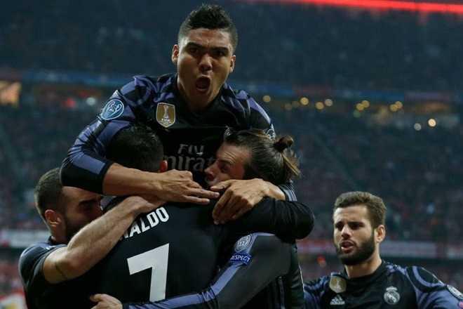 Com dois de Cristiano Ronaldo, Real Madrid bate o Bayern de Munique fora de casa