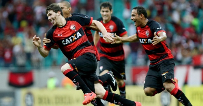 Willian Farias solta o verbo contra torcida: 'Pouco me importa se estão insatisfeitos'