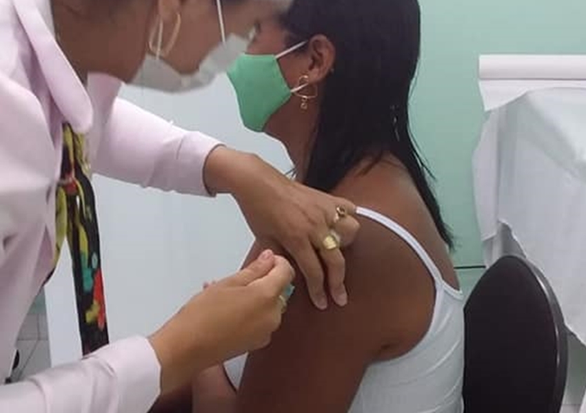 Prefeituras baianas têm até dia 31 de maio para apresentar ao TCM plano de vacinação
