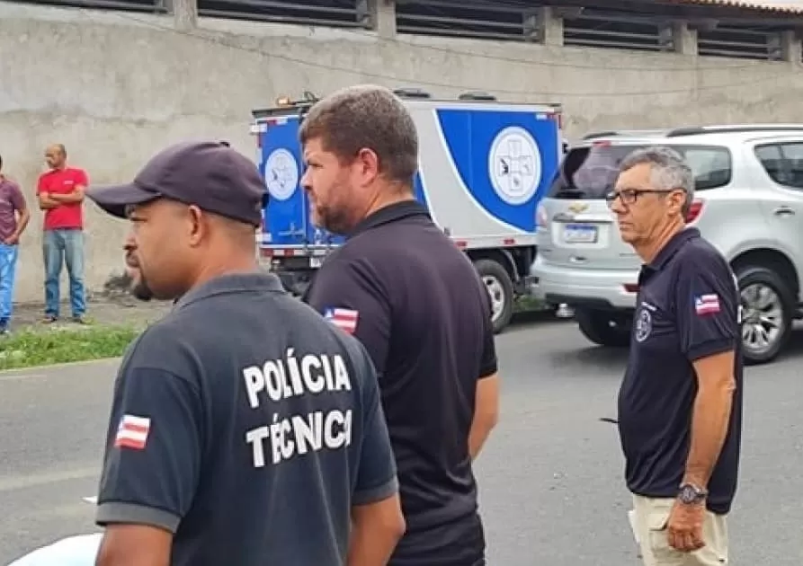 Ciclista morre após colidir com micro-ônibus em Feira de Santana